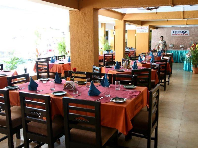 Alor Holiday Resort Калангуте Екстериор снимка