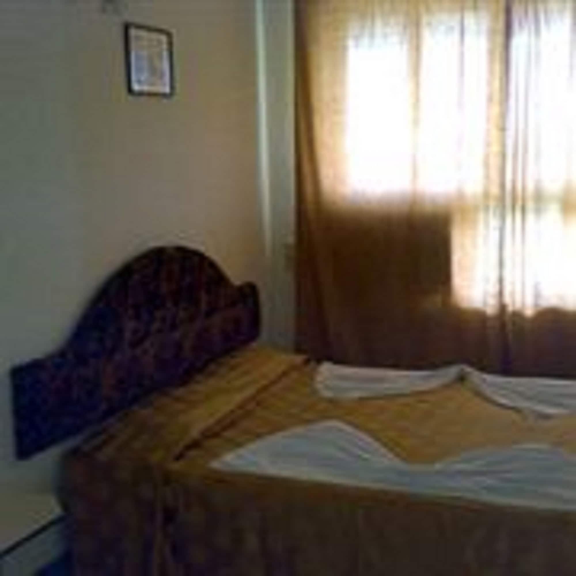 Alor Holiday Resort Калангуте Екстериор снимка