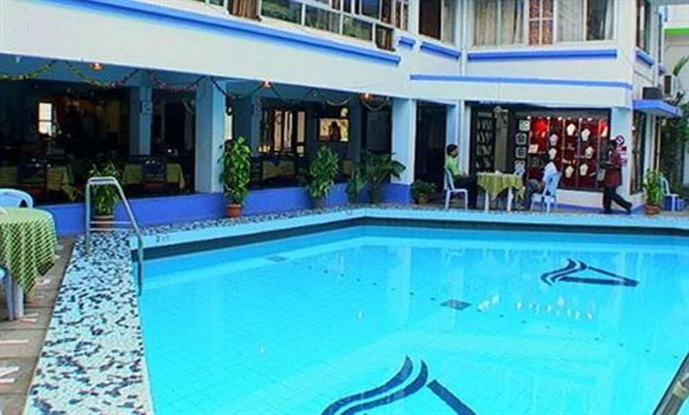 Alor Holiday Resort Калангуте Екстериор снимка